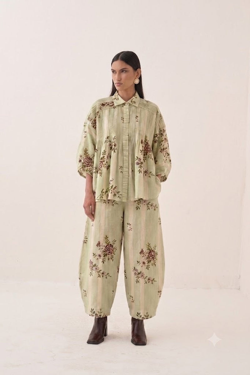 Bagiya Floral Pintuck Top cotton slub top/shirt by O'Frida in green for women Worldwide