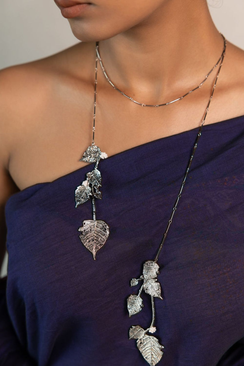 Megh Lariat 18k gold plated on brass neckpiece by Aarjavee in gold for women Worldwide