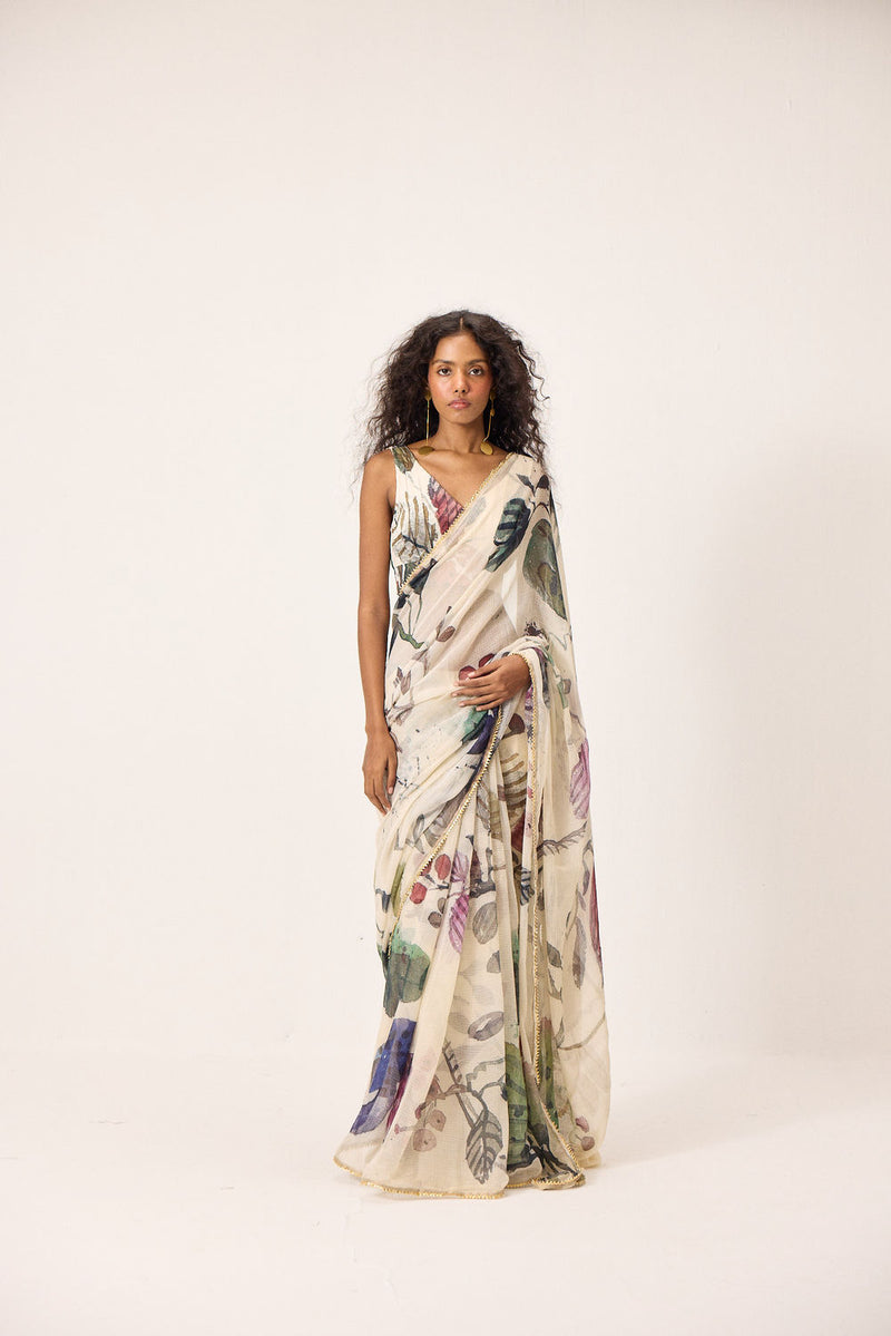 Avery Saree kota doria by Khara Kapas in ecru for women Worldwide