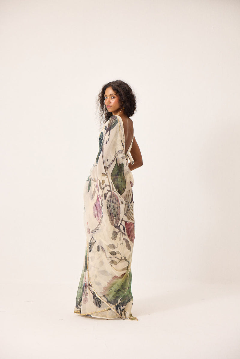 Avery Saree kota doria by Khara Kapas in ecru for women Worldwide