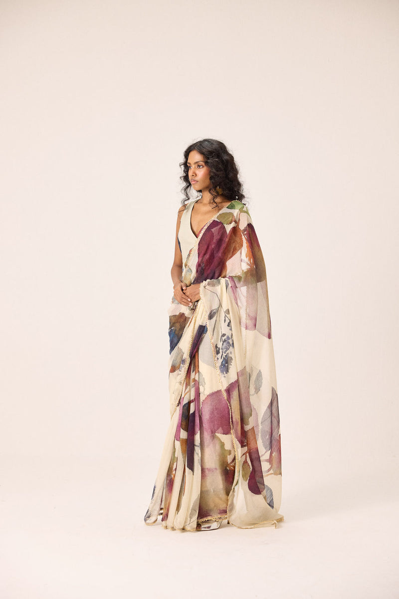 Elea Saree kota doria by Khara Kapas in off-white for women Worldwide