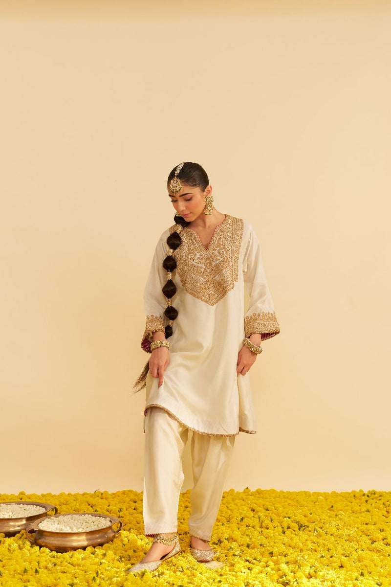 Mehza - Short Chauga With Salwar-Daisy Ivory silk by SHEETAL BATRA in ivory color for women Worldwide