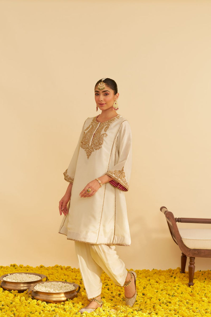 Ayra - Short Chauga With Salwar-Daisy Ivory silk by SHEETAL BATRA in ivory color for women Worldwide
