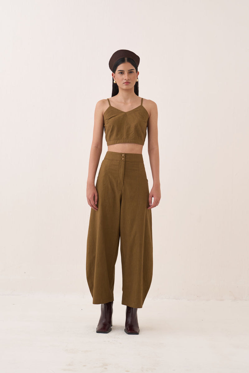 Sage Barrel Pants cotton slub pant/trouser by O'Frida in olive for women Worldwide