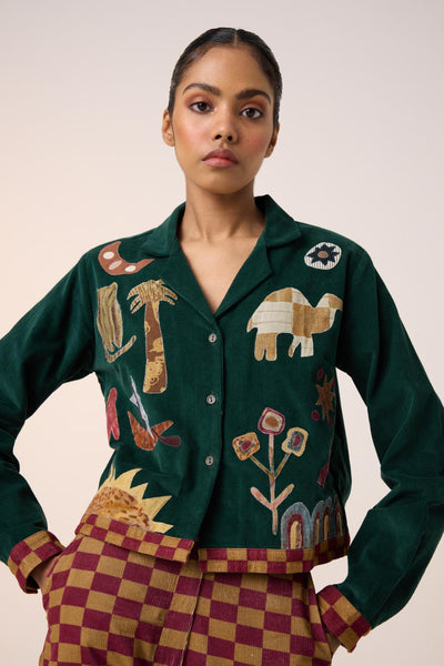 CROP SHIRT -GREEN JUNGLE APPLIQUE