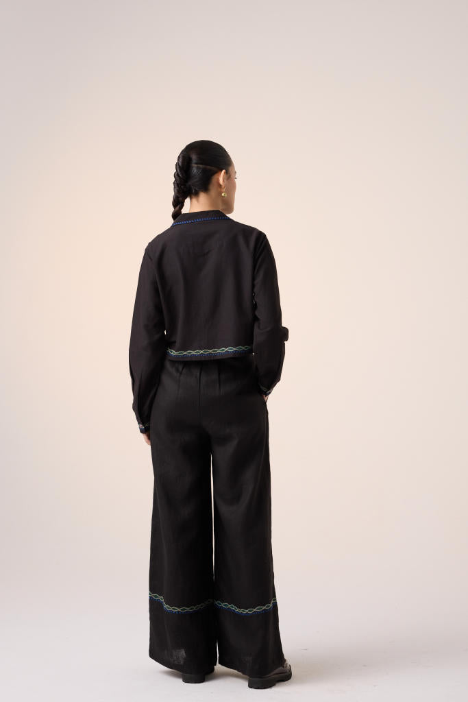 CROP SET-BLACK DUCK APPLIQUE (AVA SHIRT+APPLIQUE PANTS ) cotton by CORD in multi for women Worldwide