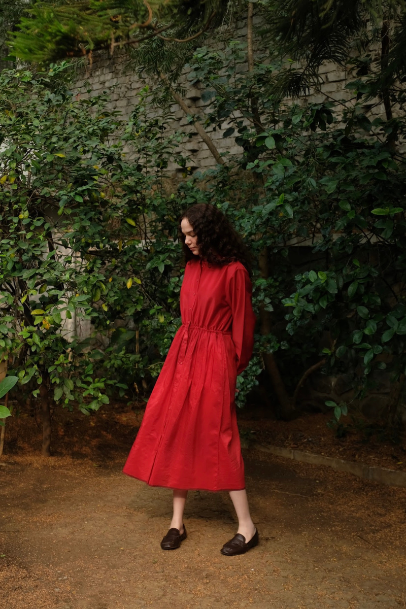 Cynthia - Mason Red silk by MASON AND MILL in red color for women Worldwide