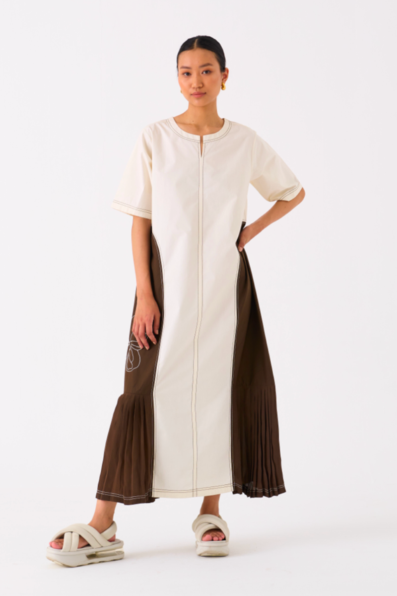 SIDE U-PLEAT DRESS-IVORY/DARK OLIVE poplin by THREE in olive color for women Worldwide