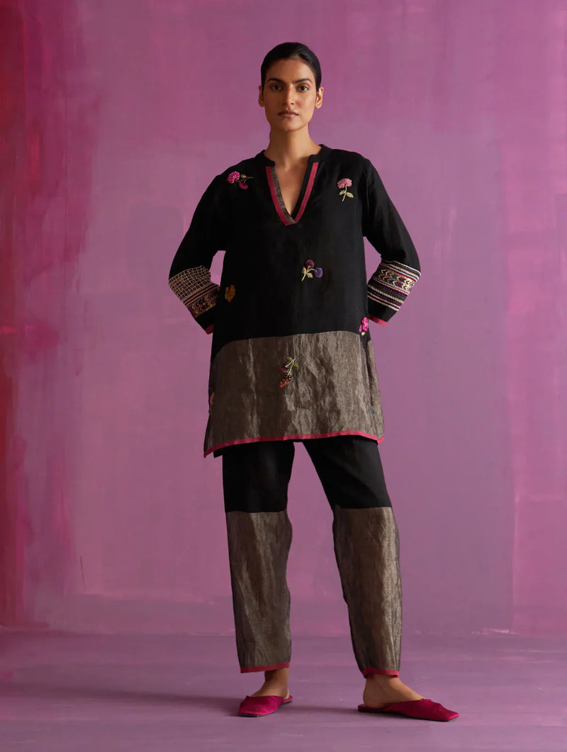 Cyra Floral Hand-Embroidered Kurta - Black linen by Manan in black color for women Worldwide