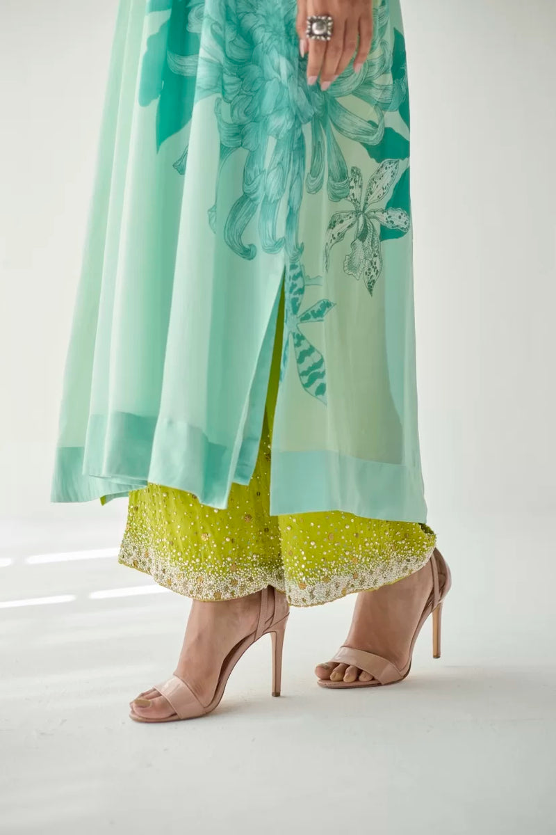 SEA GREEN SIDE FLOWER KURTA SET Kurta Sets by Rajiramniq for women Worldwide