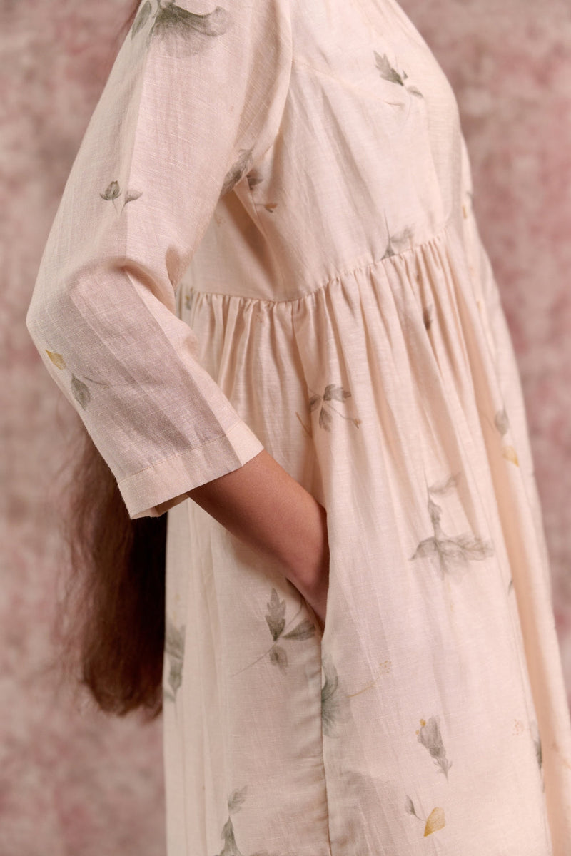 NAOMI GEORGETTE PRINTED SET georgette by Doodlage in beige color for women Worldwide