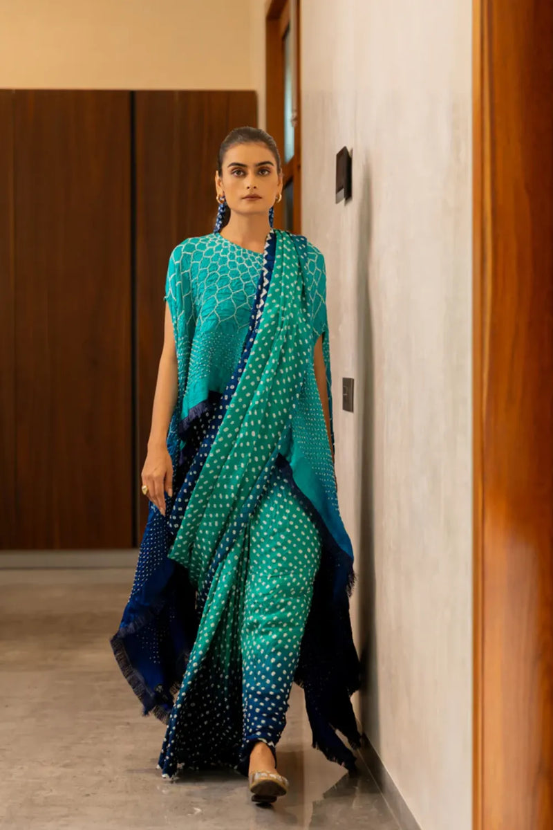 DOTS SHADED SAREE-BLUE GREEN SHADED silk by Dyelogue in multi color for women Worldwide