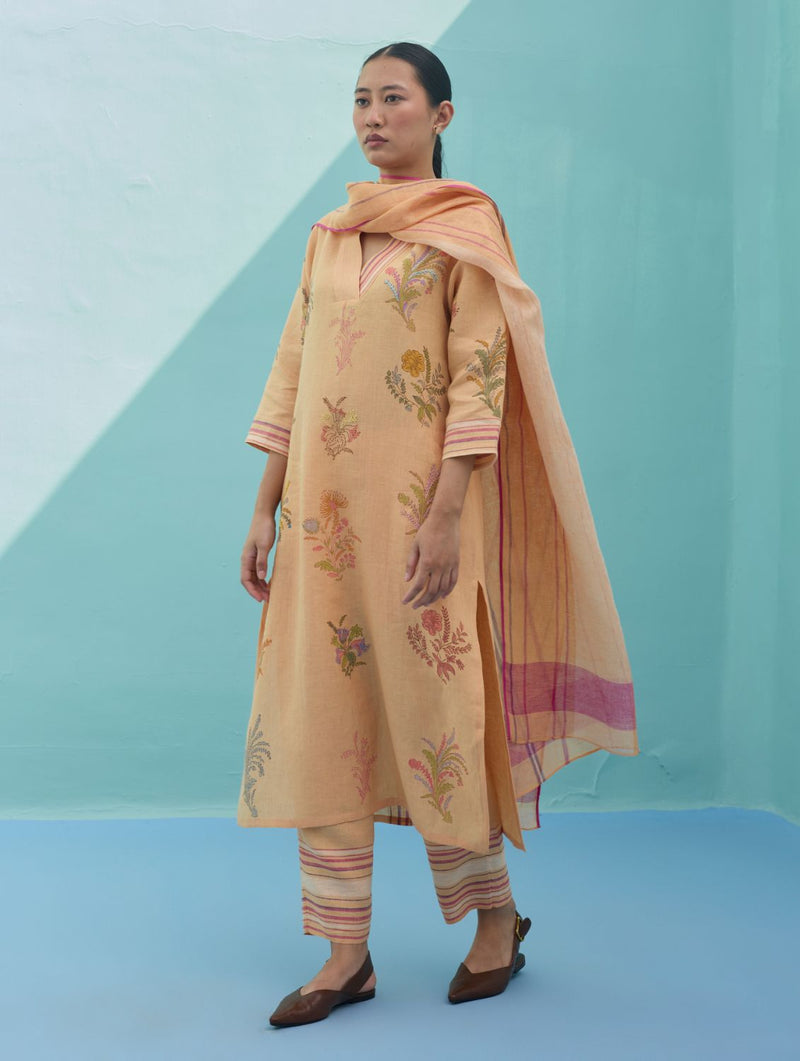 Rava Border Linen Stripe Dupatta - Apricot linen dupatta by Manan in apricot for women Worldwide