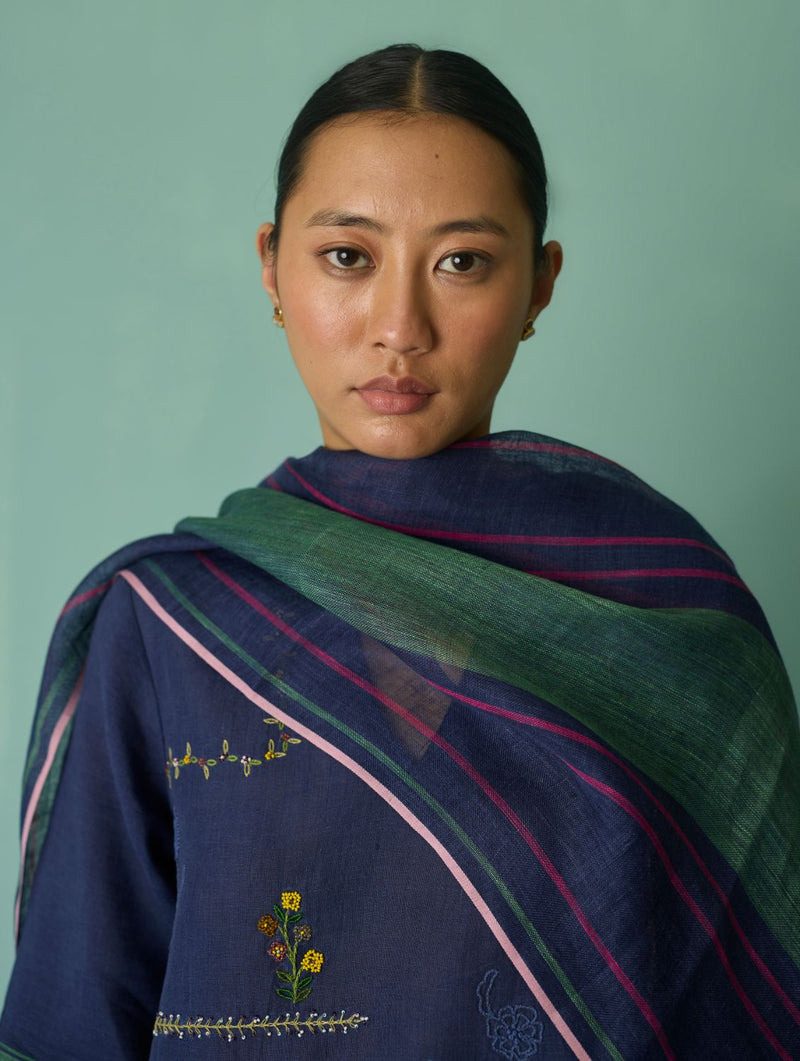 Rava Border Linen Stripe Dupatta - Indigo linen dupatta by Manan in navy for women Worldwide