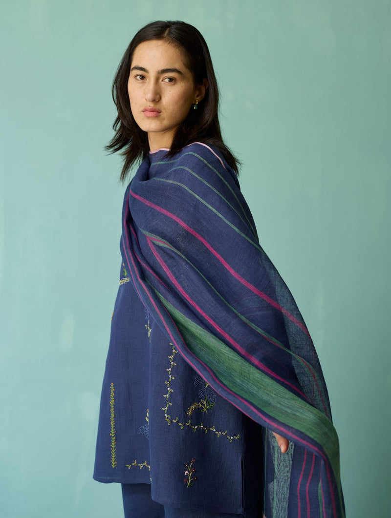 Rava Border Linen Stripe Dupatta - Indigo linen dupatta by Manan in navy for women Worldwide
