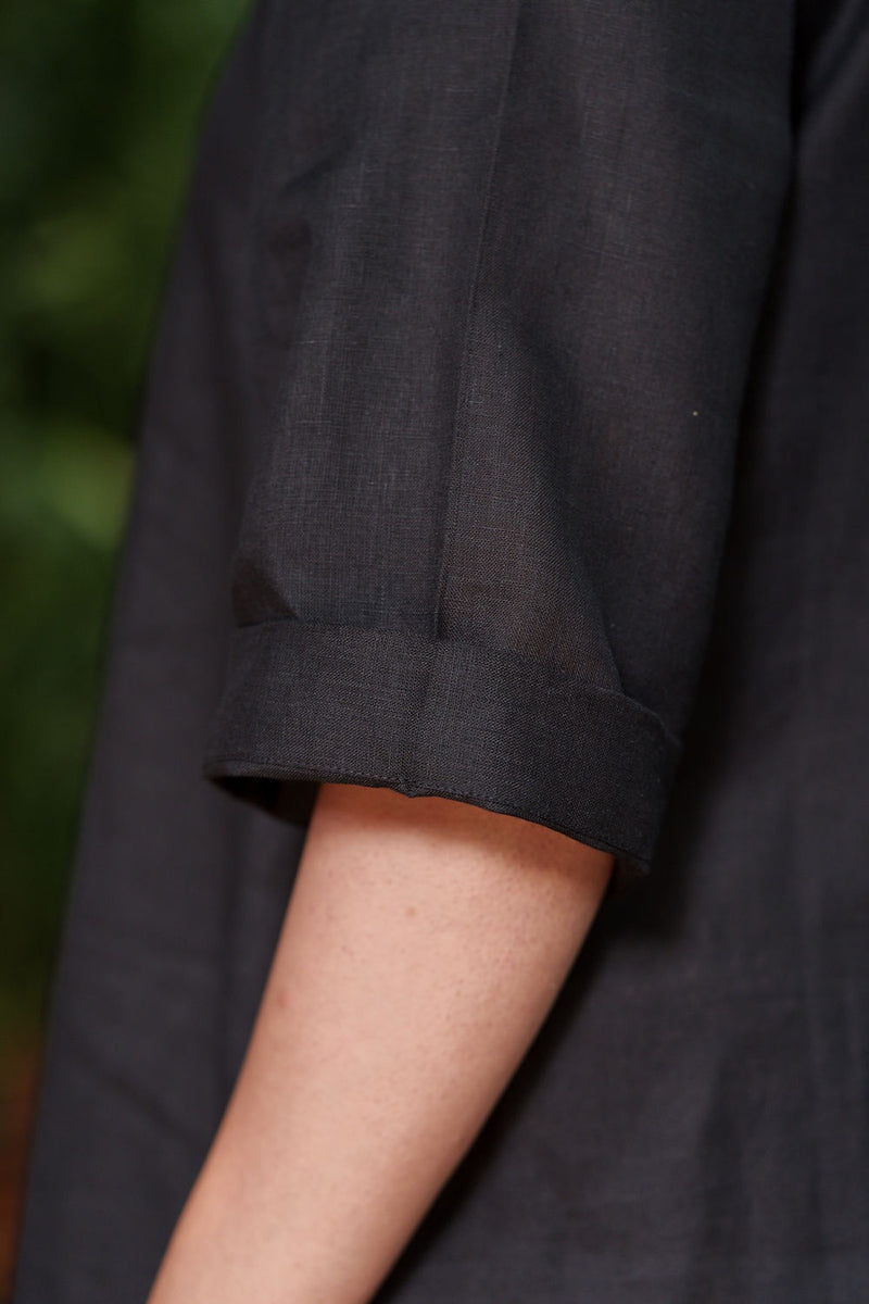 Seahorse Black-Dress linen by Zanzibar Living in black for women Worldwide