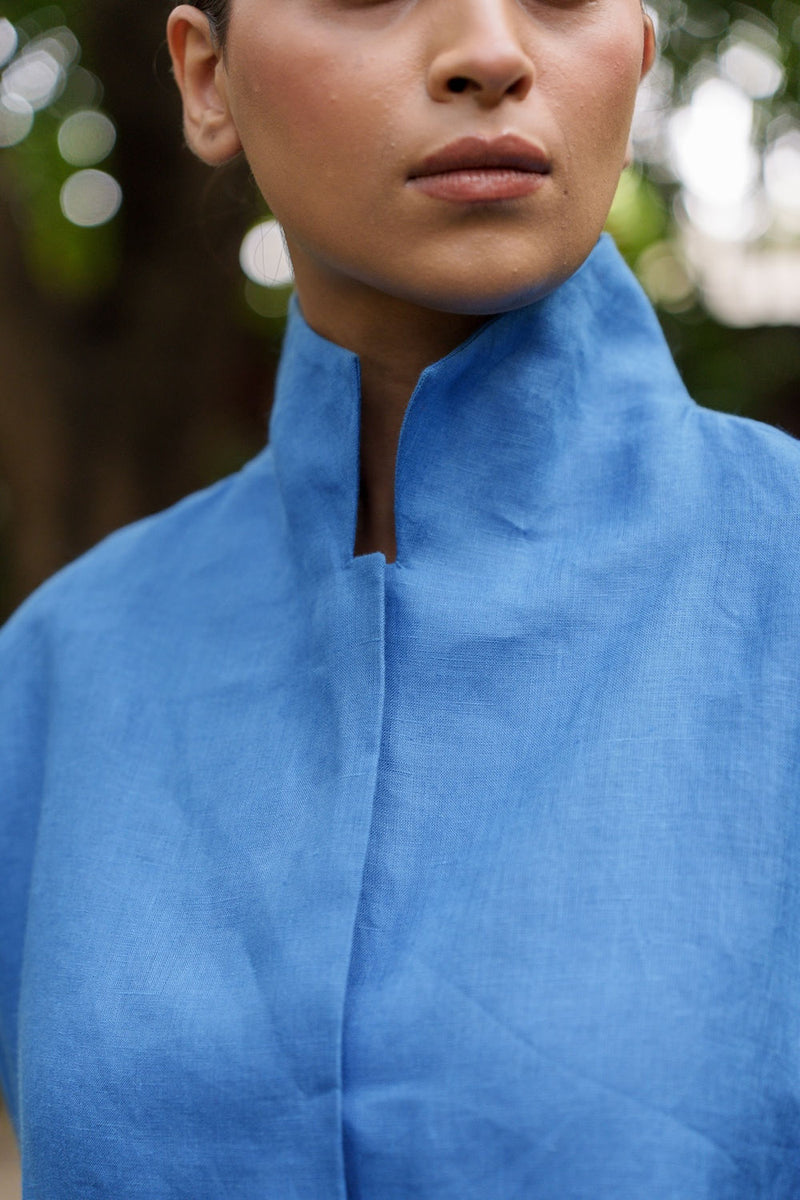 Ocean breeze Azzure-Shirt linen by Zanzibar Living in blue for women Worldwide