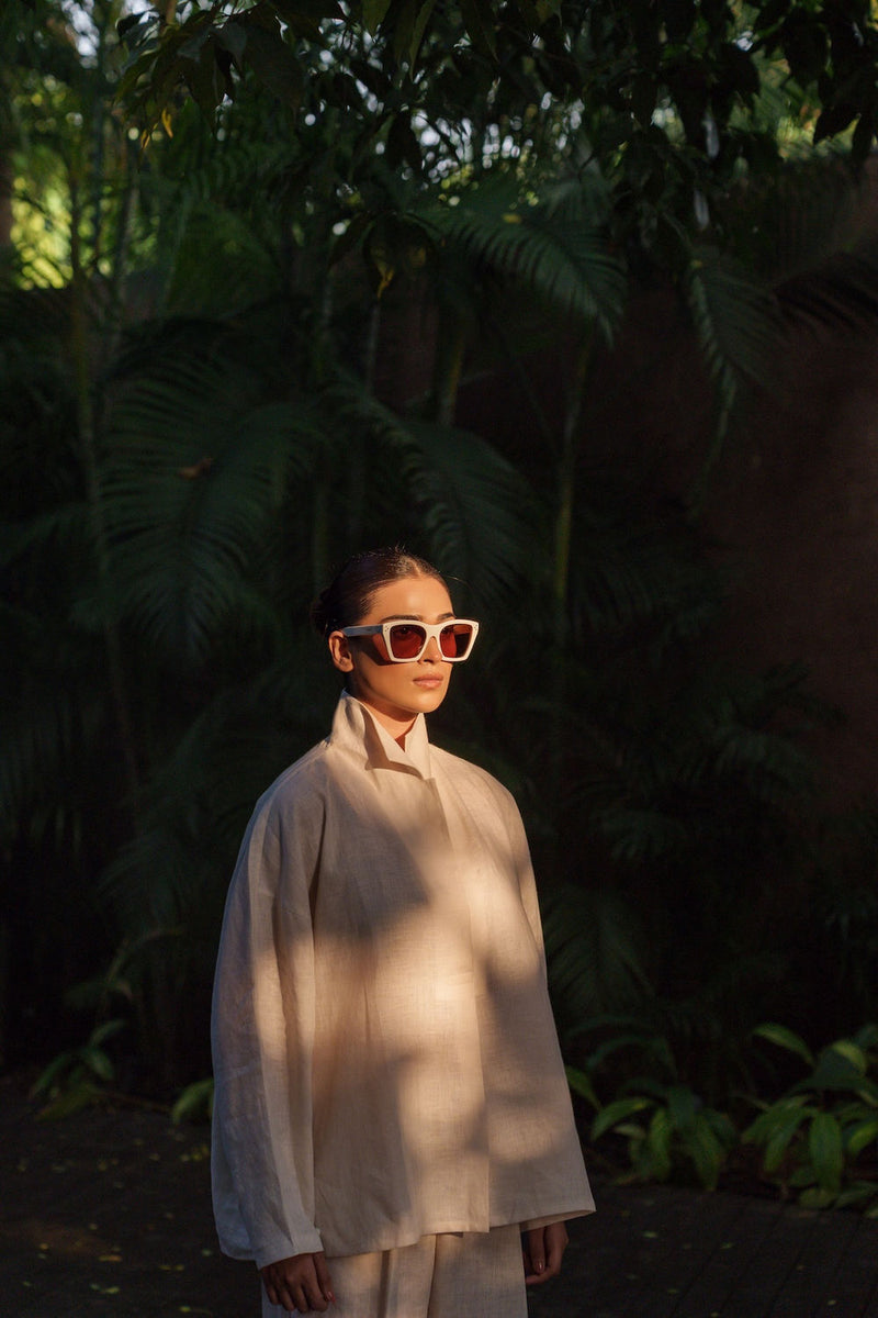 Ocean breeze Ivory-Shirt linen by Zanzibar Living in ivory for women Worldwide