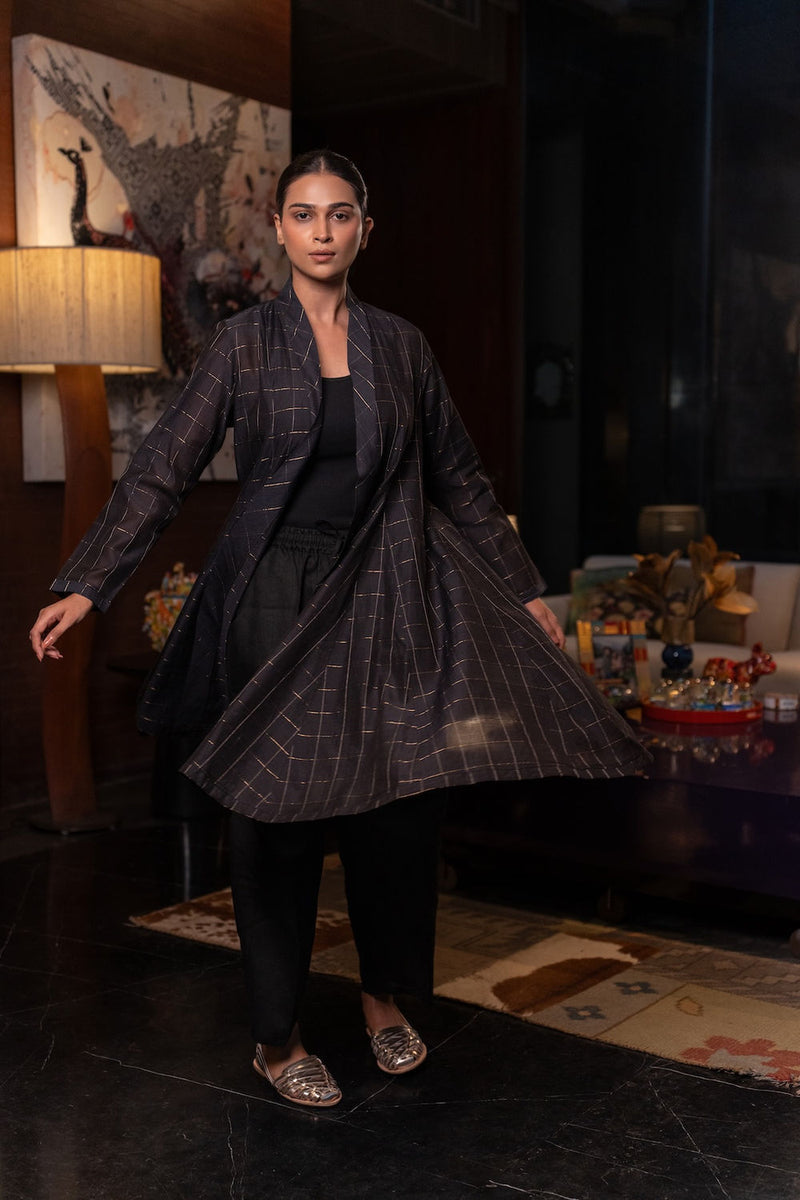 Kuro Chanderi Cape linen by Zanzibar Living in black, gold for women Worldwide