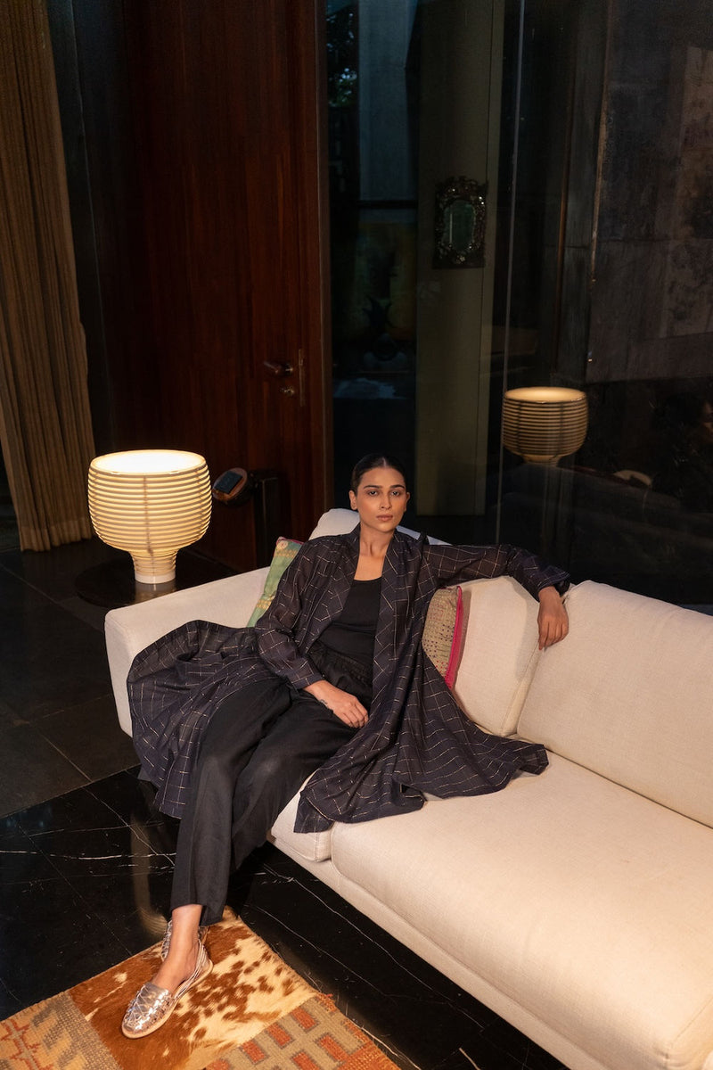 Kuro Chanderi Cape linen by Zanzibar Living in black, gold for women Worldwide