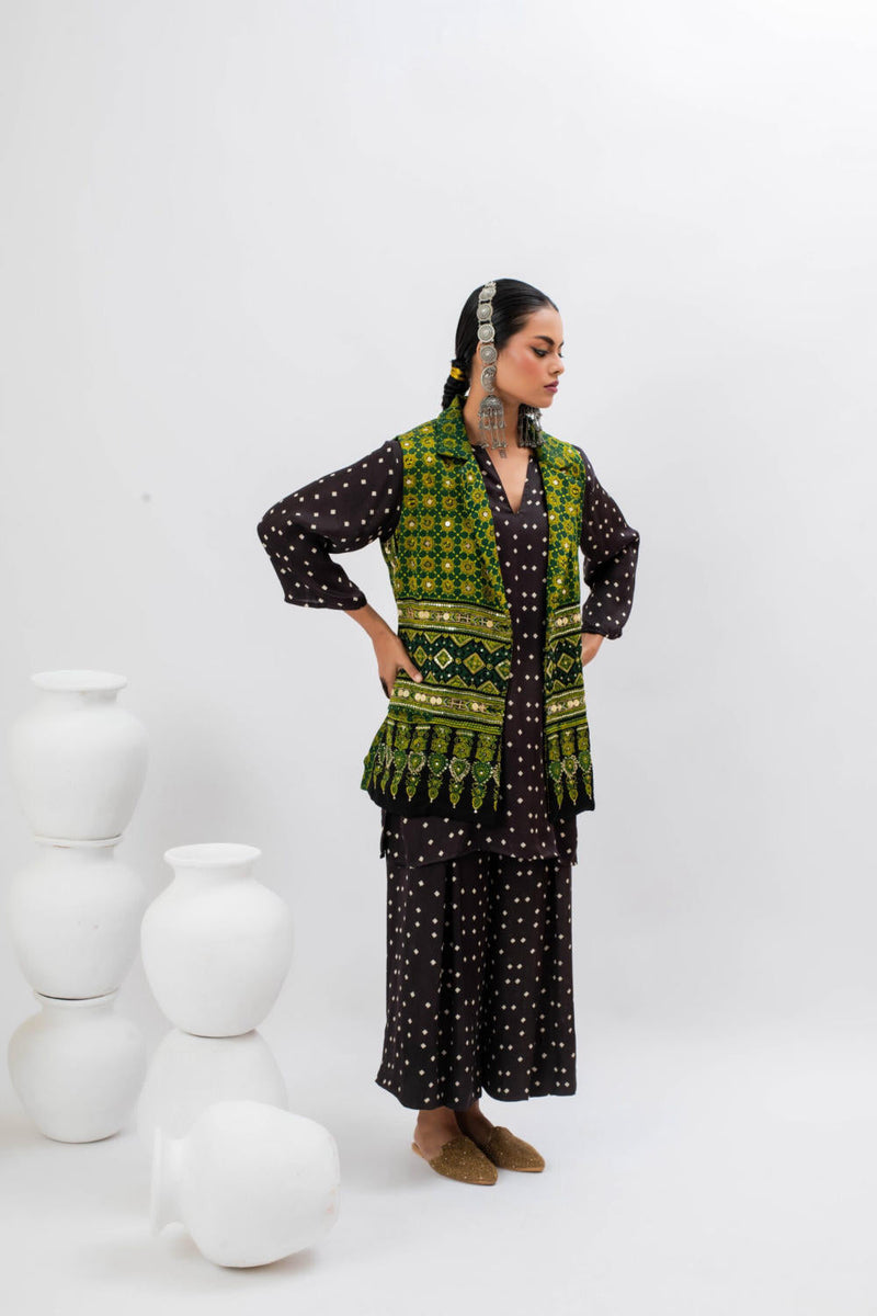 Marrakech Bundi Jacket with Tunic Set satin by PRAHNAAYA in green color for women Worldwide