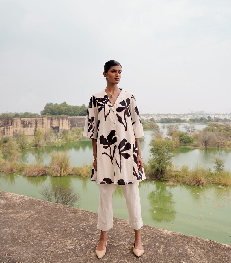 Ioras co-ord set cotton by Khara Kapas in white for women Worldwide