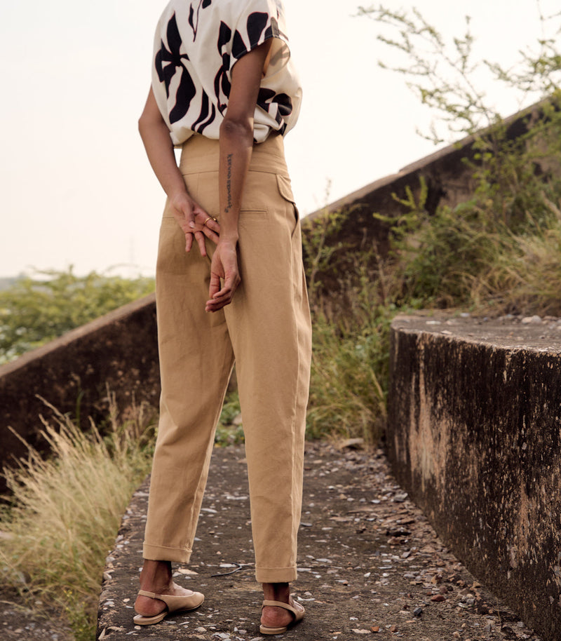 Remi trouser cotton by Khara Kapas in beige for women Worldwide