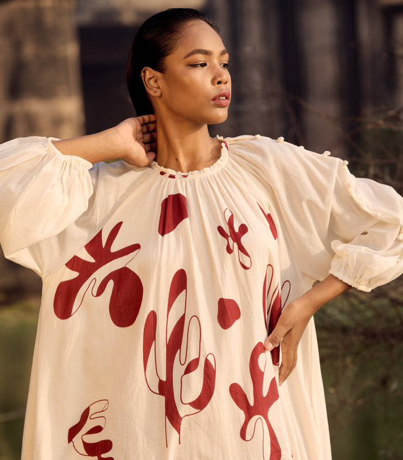 Lavella maxi dress cotton by Khara Kapas in white for women Worldwide