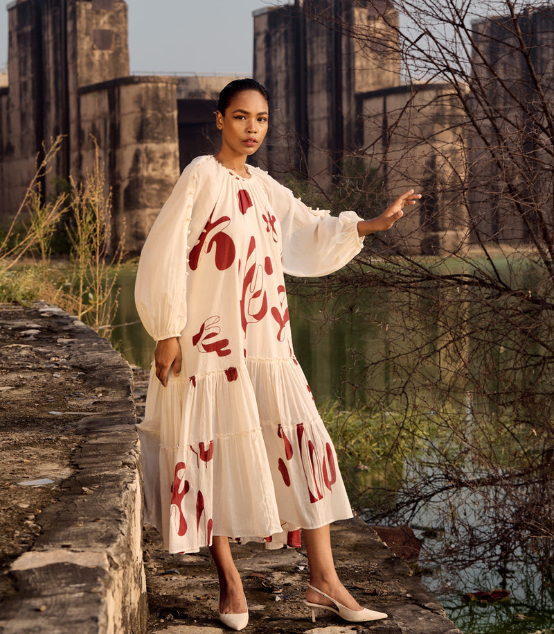 Lavella maxi dress cotton by Khara Kapas in white for women Worldwide