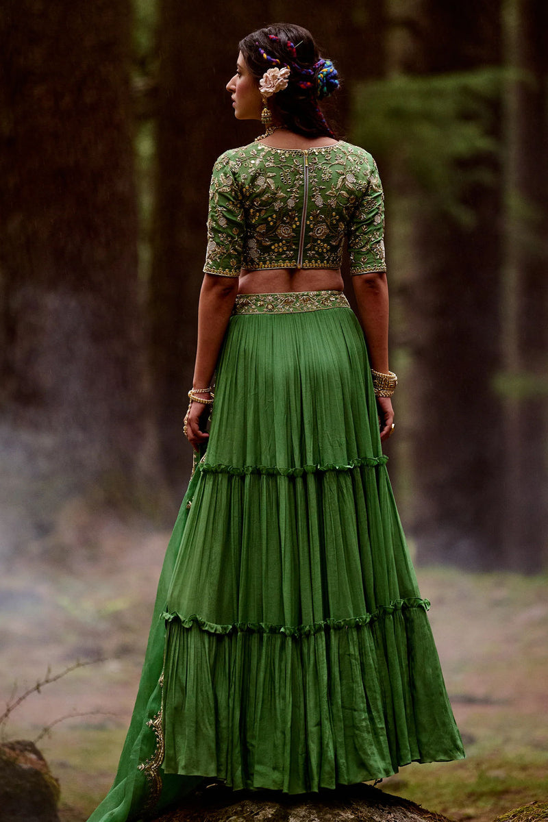 Enya Lehenga Set crepe by Paulmi & Harsh-kahan Sep'26 in green for women Worldwide