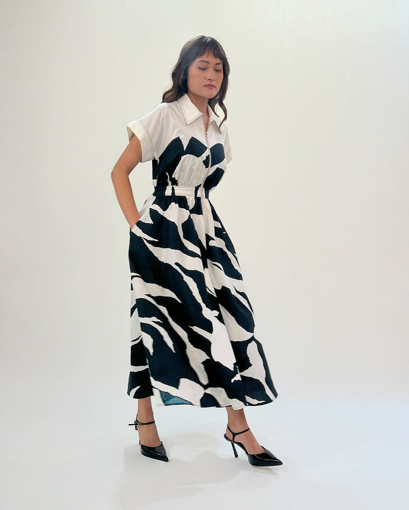 Stream cup zip dress 100% cotton by Leh Studios in black color for women Worldwide