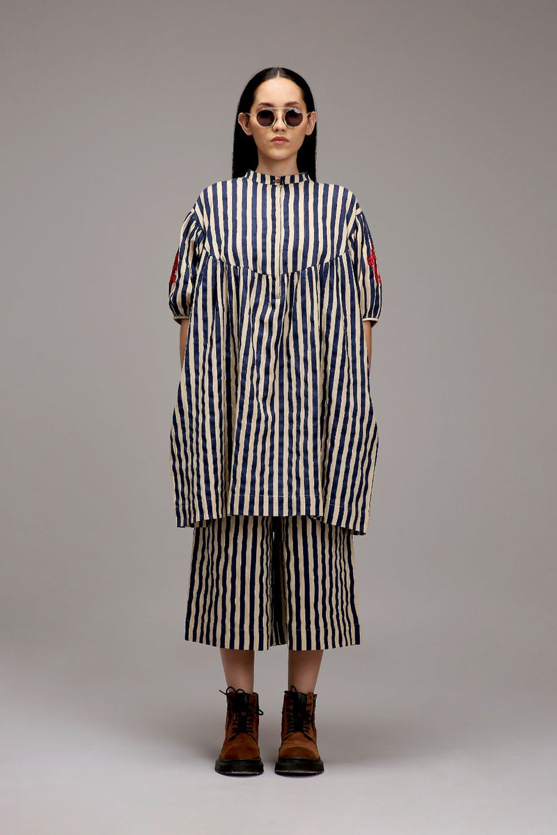 Egg-Shell Blue Striped Short Acra Tunic cotton by Mati in white color for women Worldwide