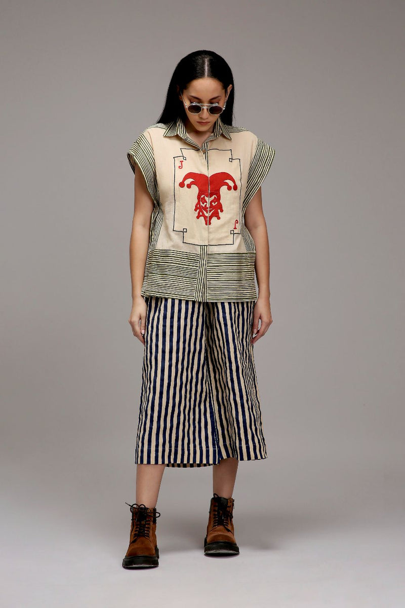 Egg-Shell Joker Shirt Capre Set cotton by Mati in white color for women Worldwide