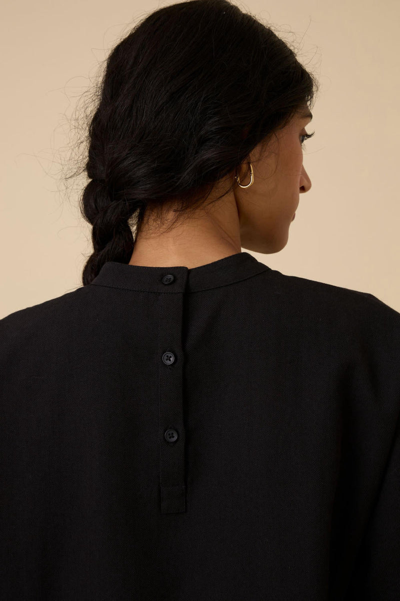 Ehan Black Hand Applique Dress cotton by The Summer House in black color for women Worldwide