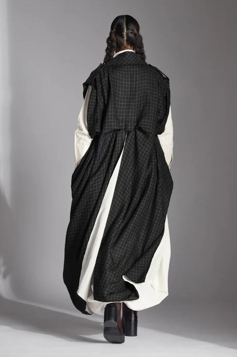 Eian Jacket-Black and White by Chola in black color for women Worldwide