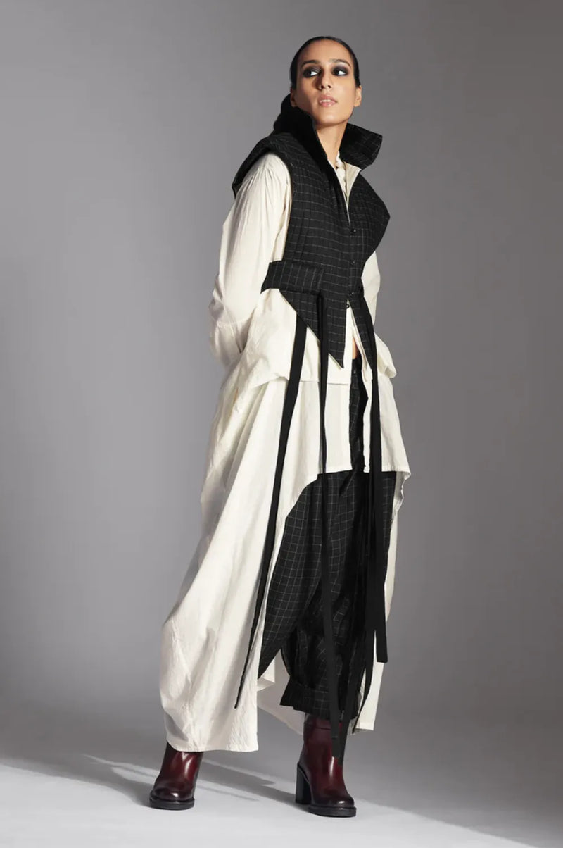 Eira Jacket-Black/ White Checks by Chola in black color for women Worldwide