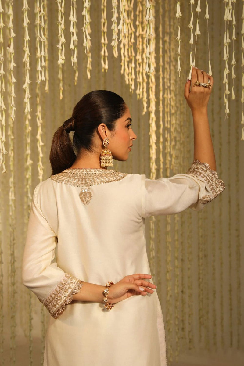 Enisa Straight kurta with Dhoti-Daisy Ivory silk by SHEETAL BATRA in ivory color for women Worldwide