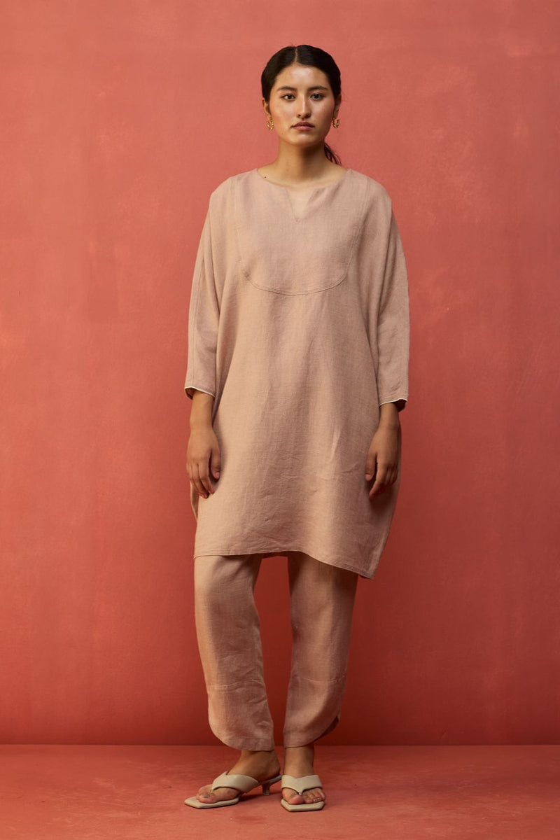 Etsu Yoke Linen Kurta - Dusty Rose linen by Manan in blush color for women Worldwide