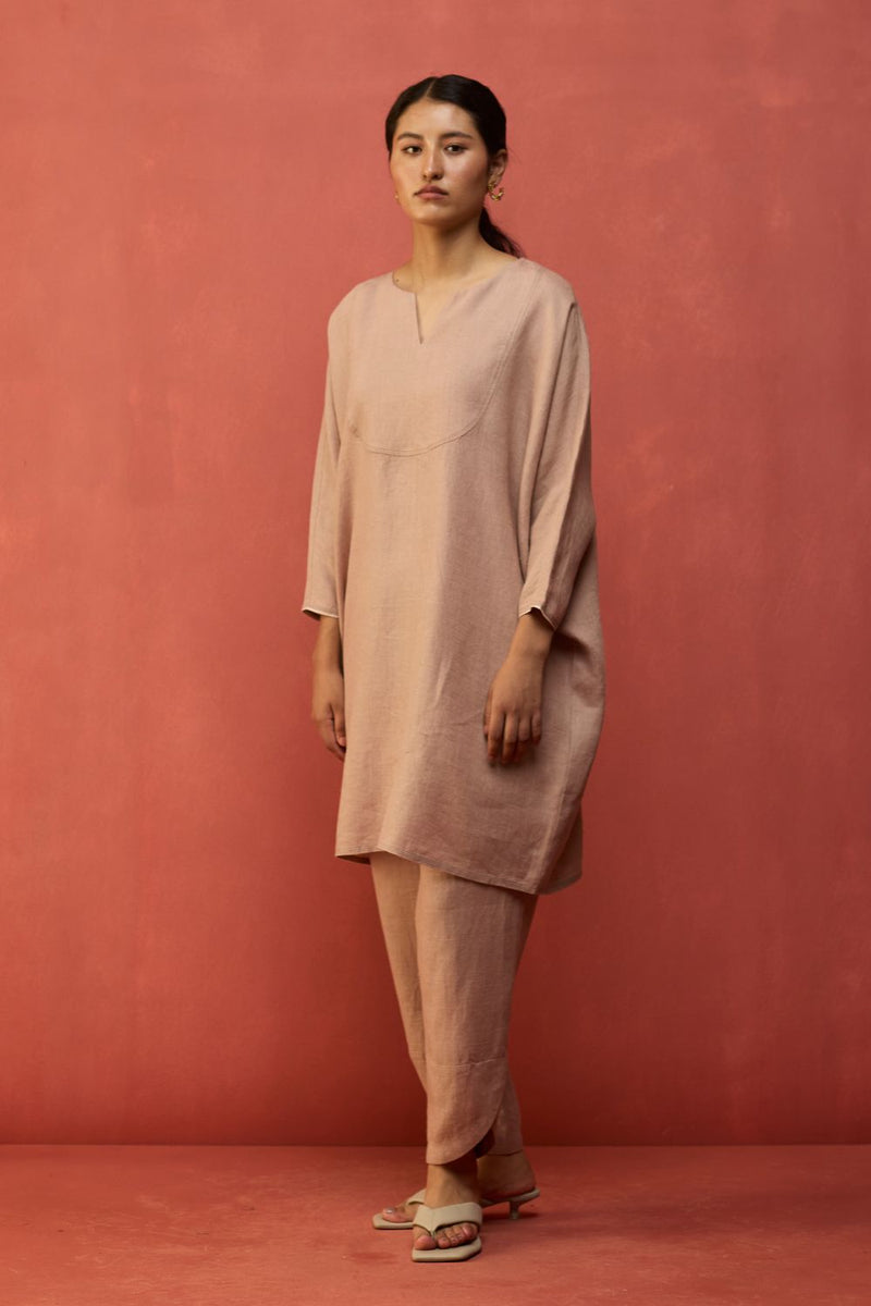 Etsu Yoke Linen Kurta - Dusty Rose linen by Manan in blush color for women Worldwide