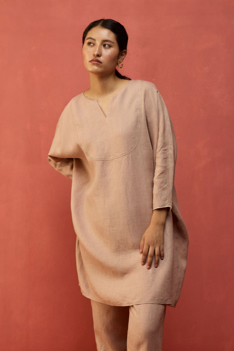 Etsu Yoke Linen Kurta - Dusty Rose linen by Manan in blush color for women Worldwide