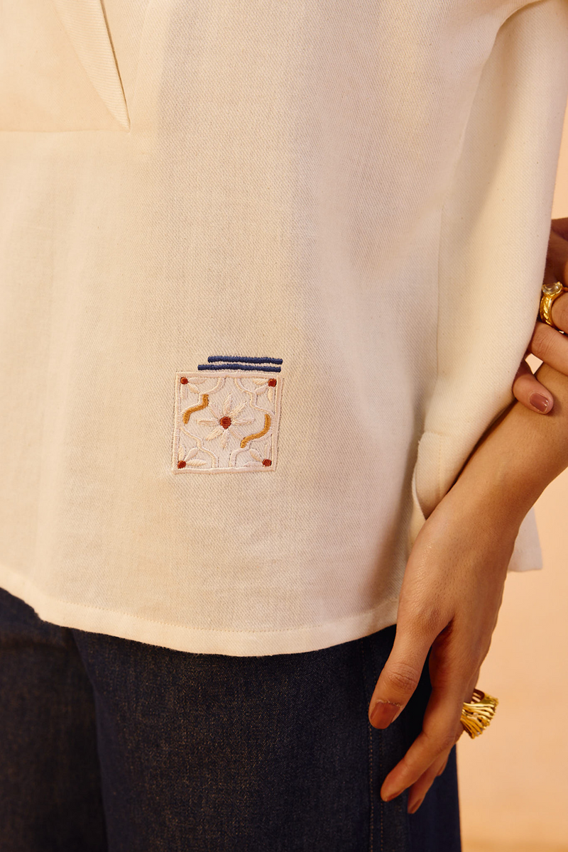 Everlasting Organic Cotton Top handwoven twill top/shirt by SUI in off-white for women Worldwide