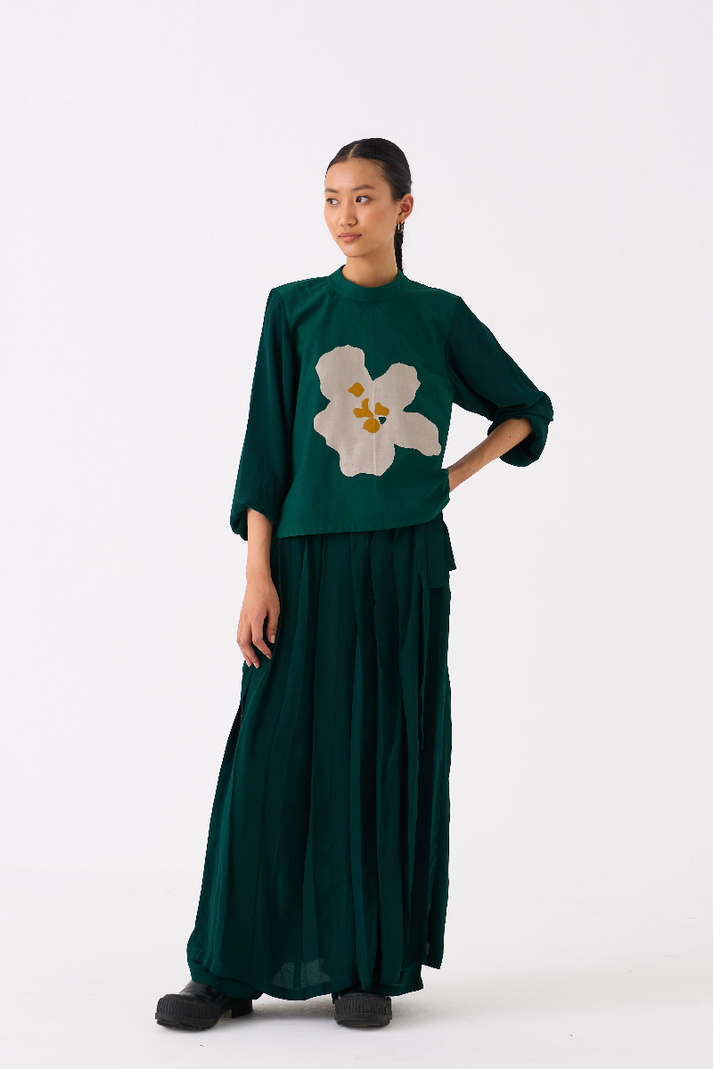FLORAL APPLIQUE TOP-DARK GREEN poplin by THREE in green color for women Worldwide