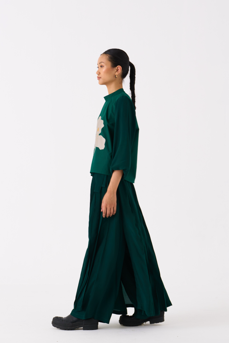 FLORAL APPLIQUE TOP-DARK GREEN poplin by THREE in green color for women Worldwide