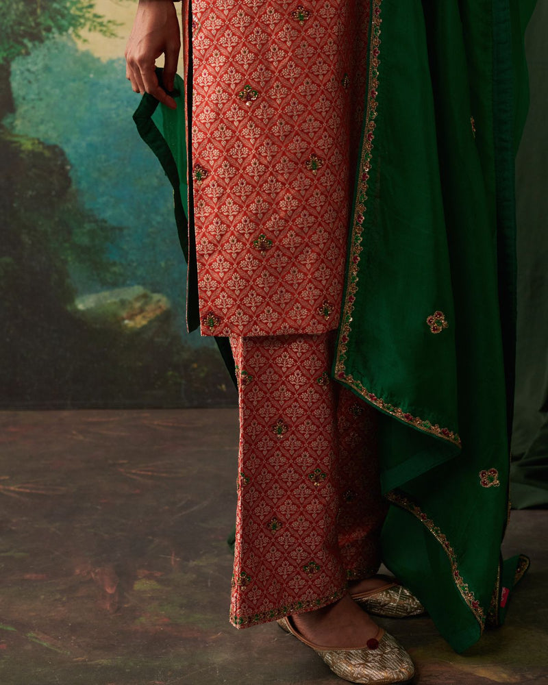 FALAK DUPATTA silk by Rashika Mittal in green color for women Worldwide
