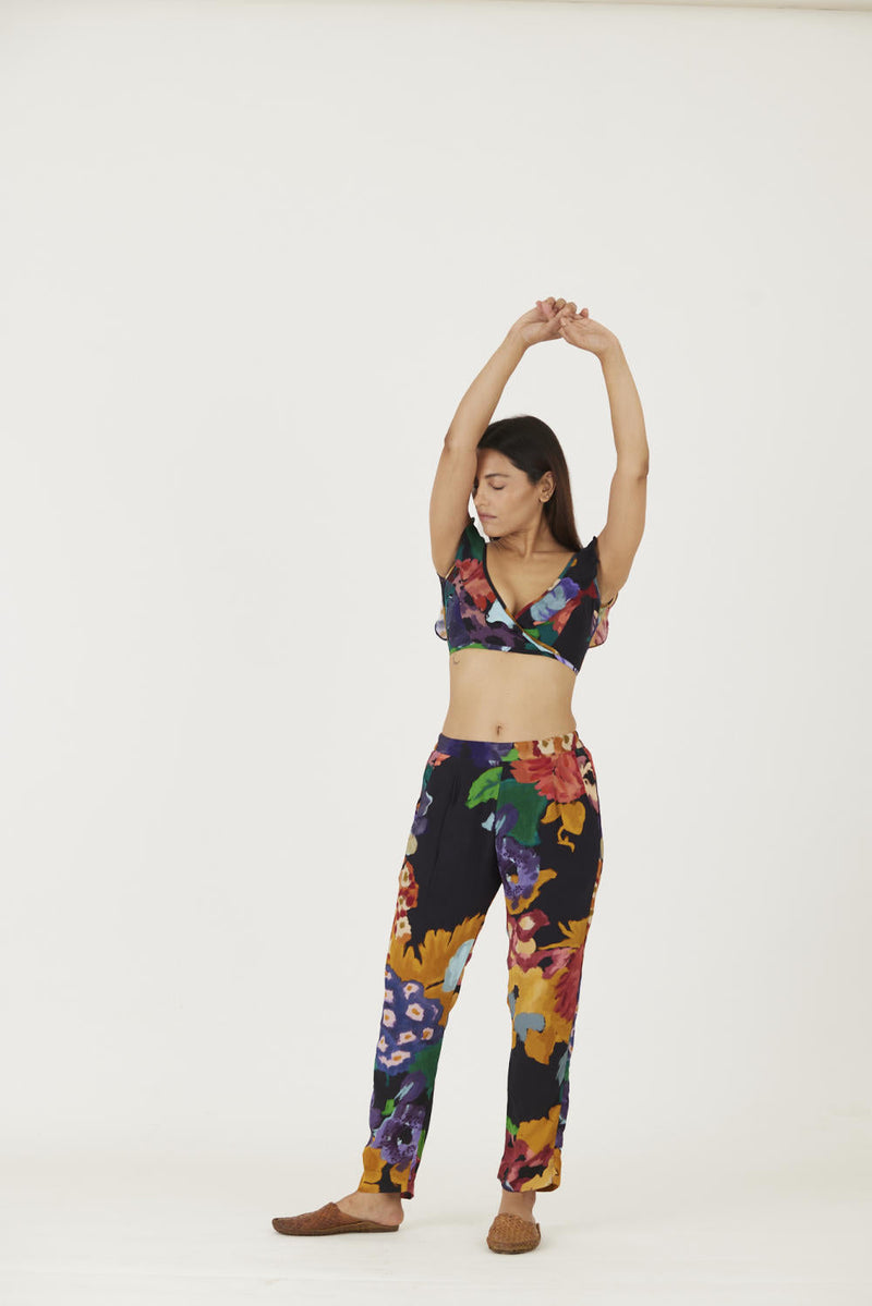 FARAH BLACK BRALETTE & PANTS SET Co-ord Set by Yam in black color for women Worldwide