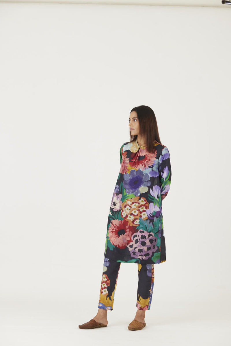 FARAH BLACK KURTA SET Kurta Sets by Yam in black color for women Worldwide