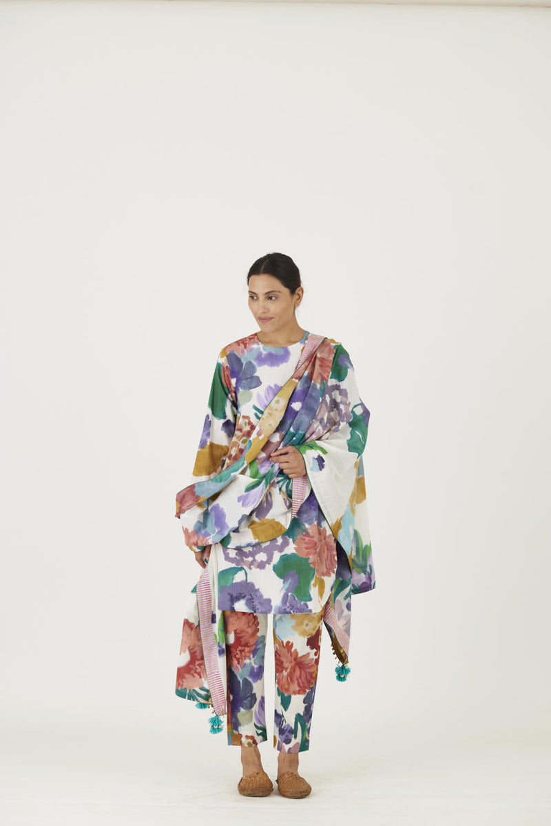 FARAH WHITE DUPATTA mul Dupattas by Yam in multi color for women Worldwide
