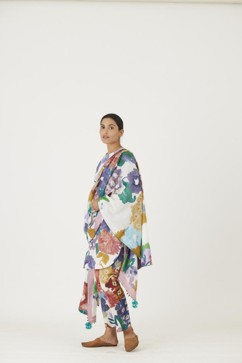 FARAH WHITE DUPATTA mul Dupattas by Yam in multi color for women Worldwide