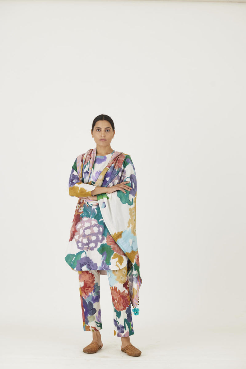 FARAH WHITE DUPATTA mul Dupattas by Yam in multi color for women Worldwide