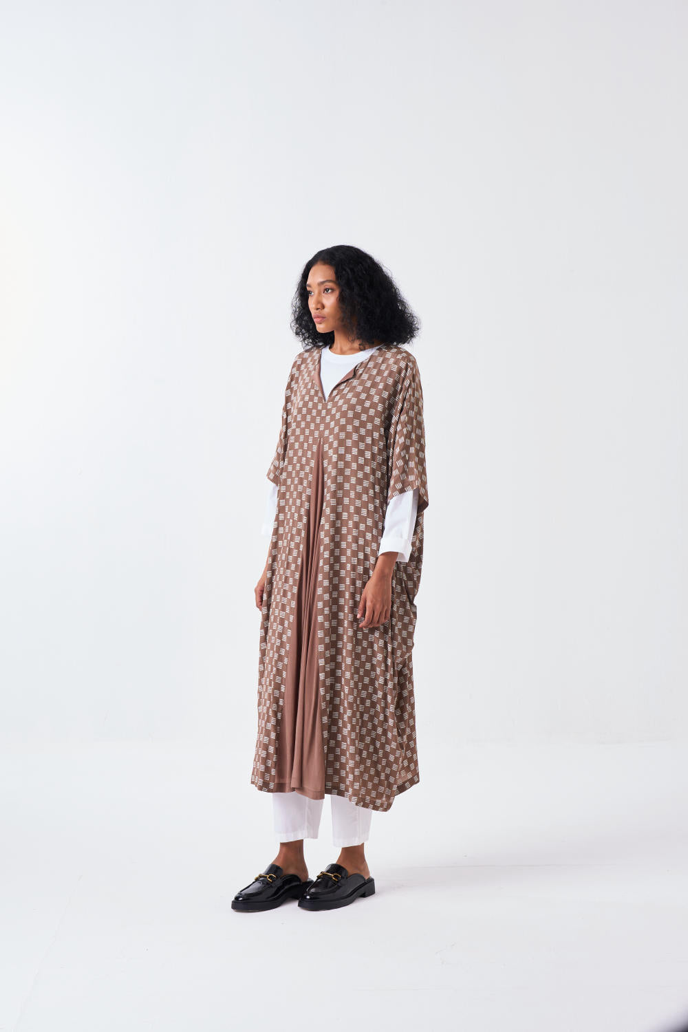 ALL OVER BRICK PRINT KAFTAAN CO-ORD: CEDAR BRICK PRINT & WHITE (SET OF 3)